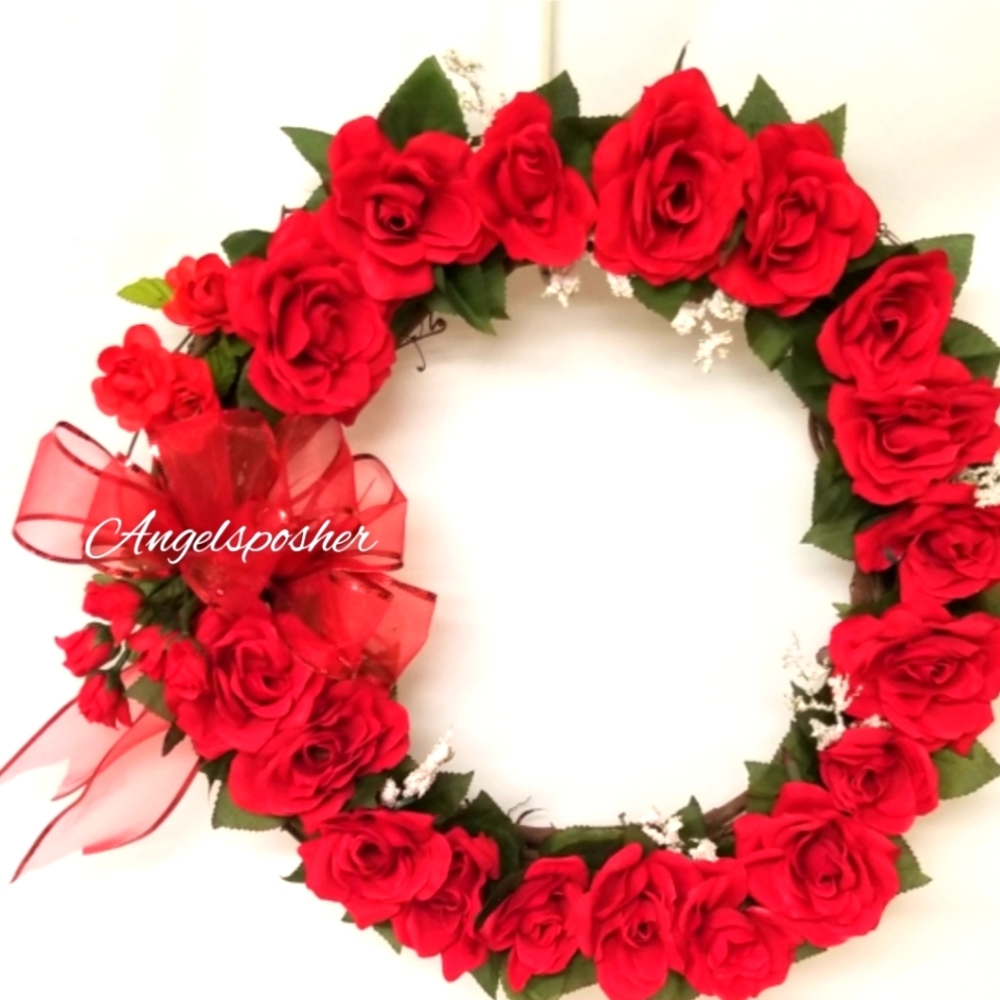 Beautiful Red Roses Wreath!